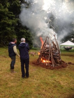 The hangi pyre
